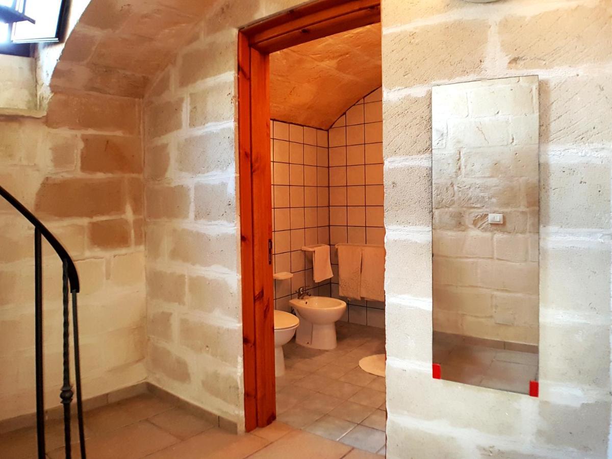 Oikia Vacanze Uggiano La Chiesa Casa Dante Dış mekan fotoğraf
