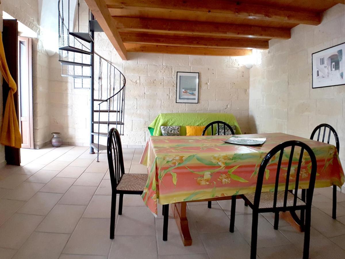 Oikia Vacanze Uggiano La Chiesa Casa Dante Dış mekan fotoğraf